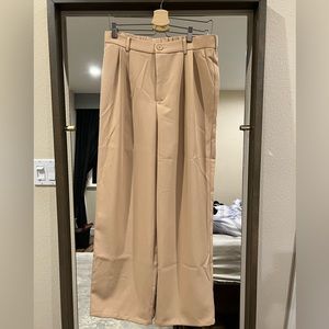 High waisted wide leg suit pants NEVER WORN tags still on